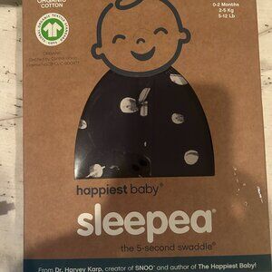 NWT Happiest Baby Sleepea Swaddle (Small, 5-12lbs)
